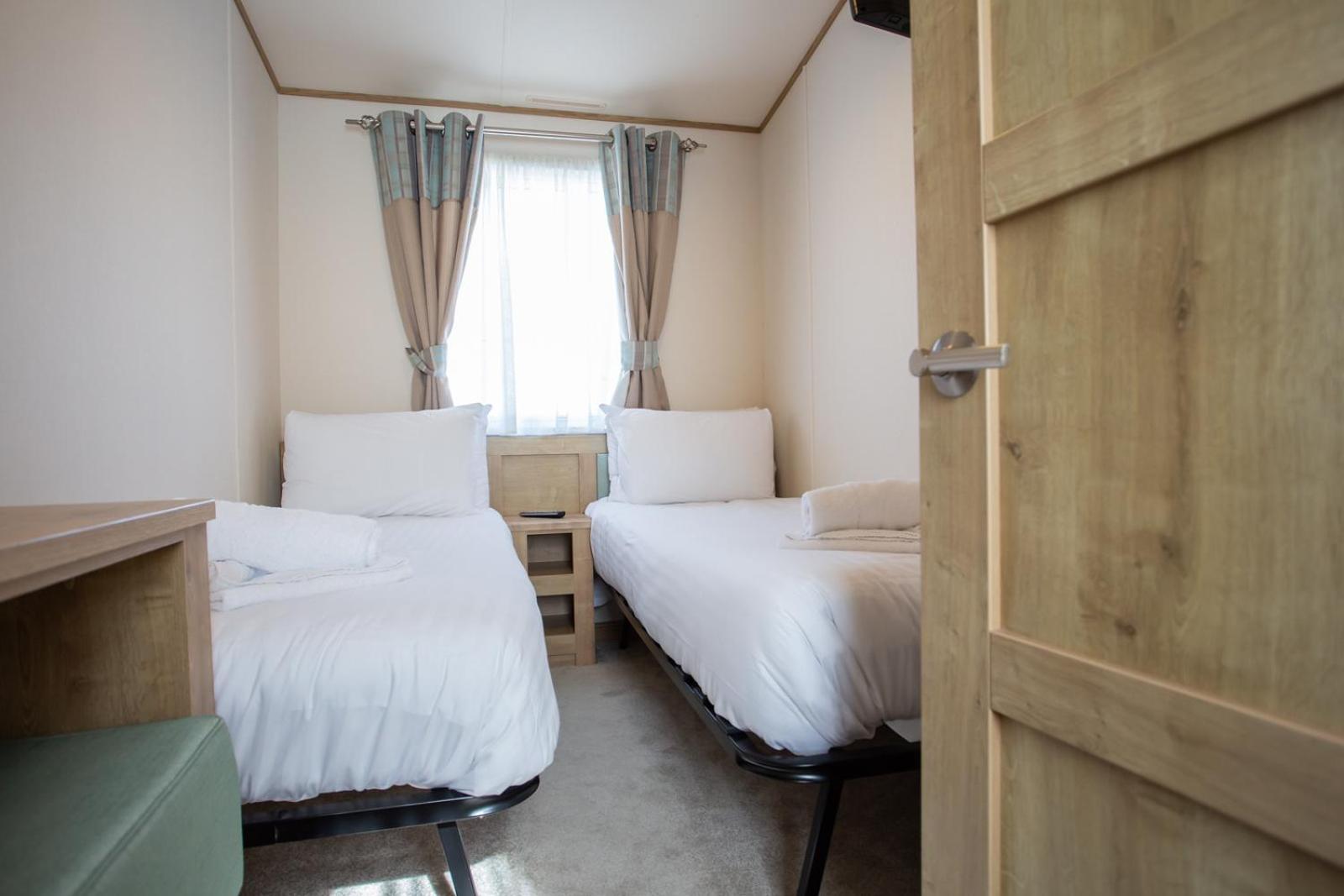 Barmouth Bay Holiday Park Llanddwywe Экстерьер фото