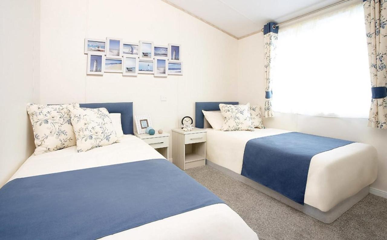 Barmouth Bay Holiday Park Llanddwywe Экстерьер фото